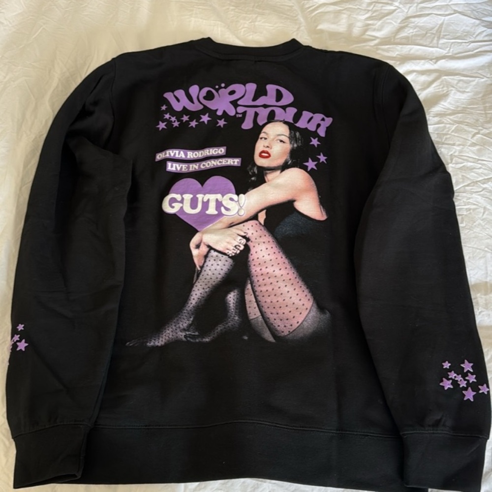 RARE Olivia Rodrigo GUTS World Tour sweatshirt Women's large